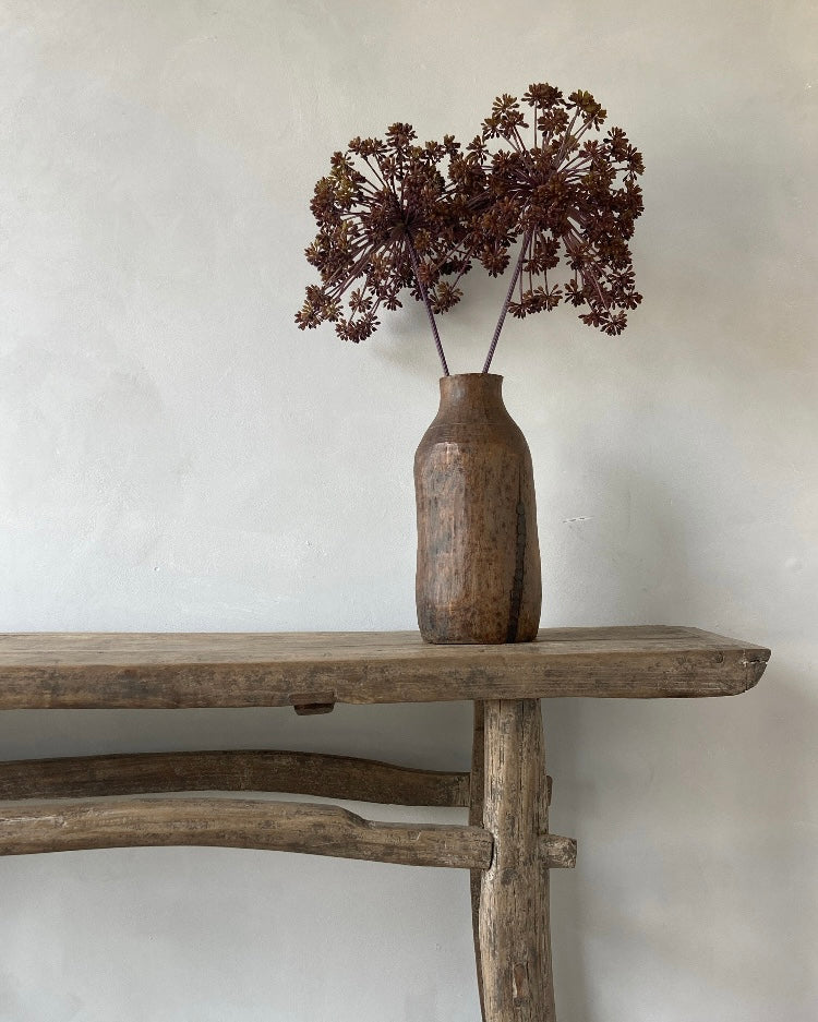 Lichte antieke houten wandtafel