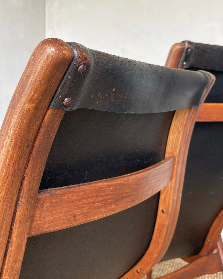 Set van 2 mid-century modern armstoelen