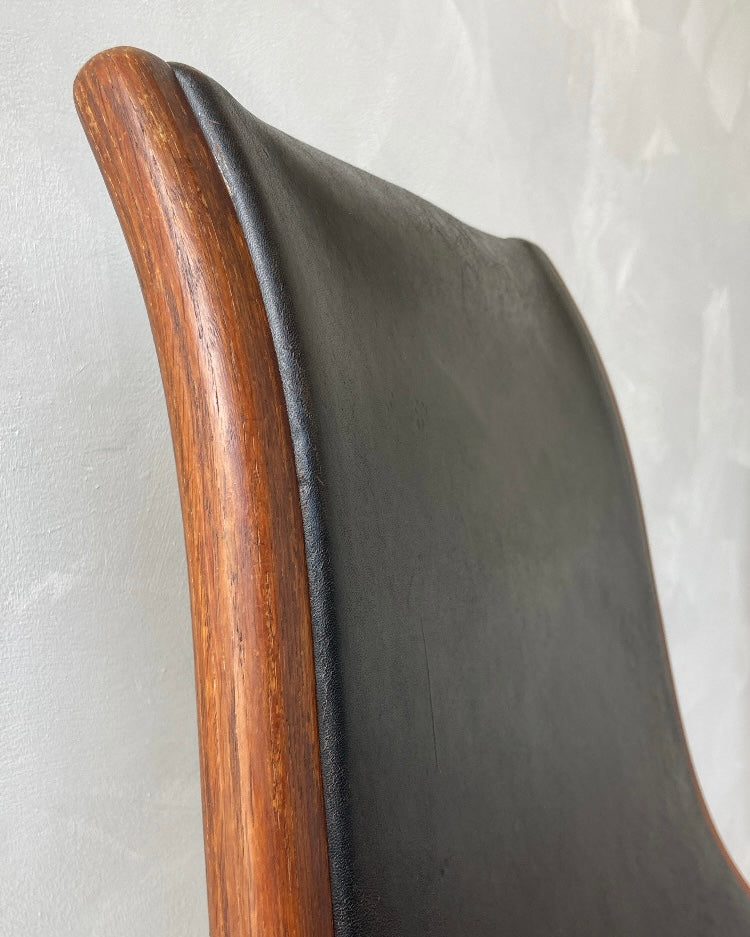 Set van 2 mid-century modern armstoelen