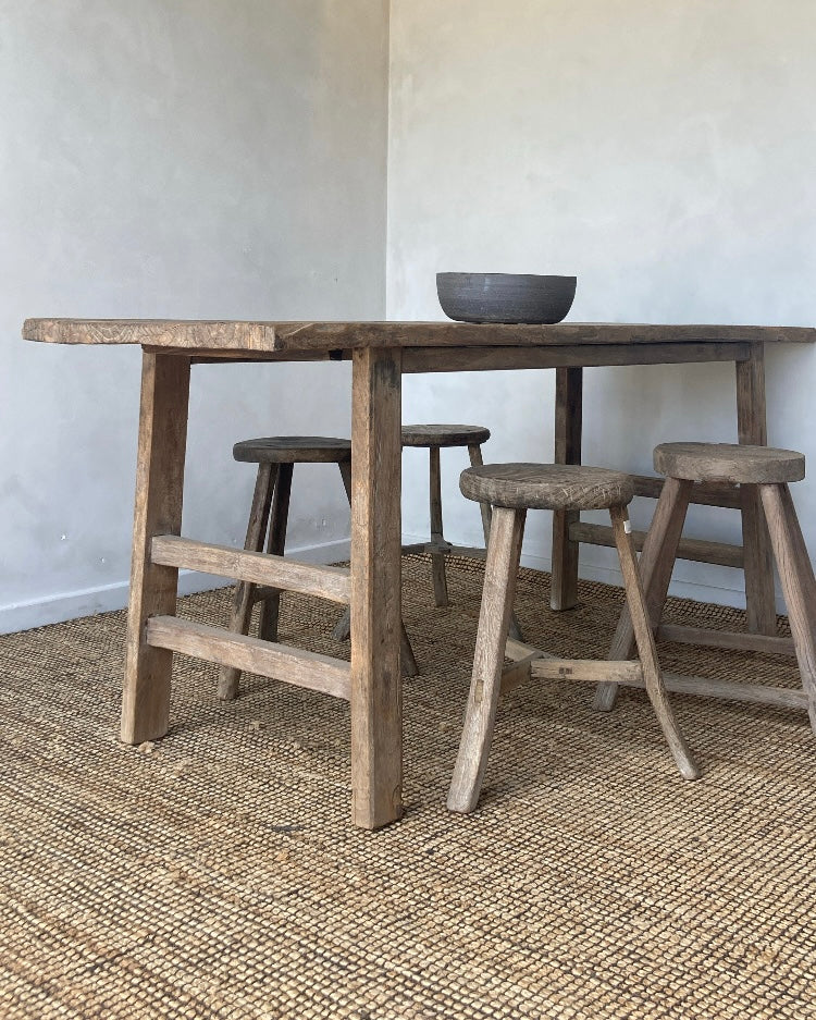 Oude olmen eettafel of bureau - IN OPTIE