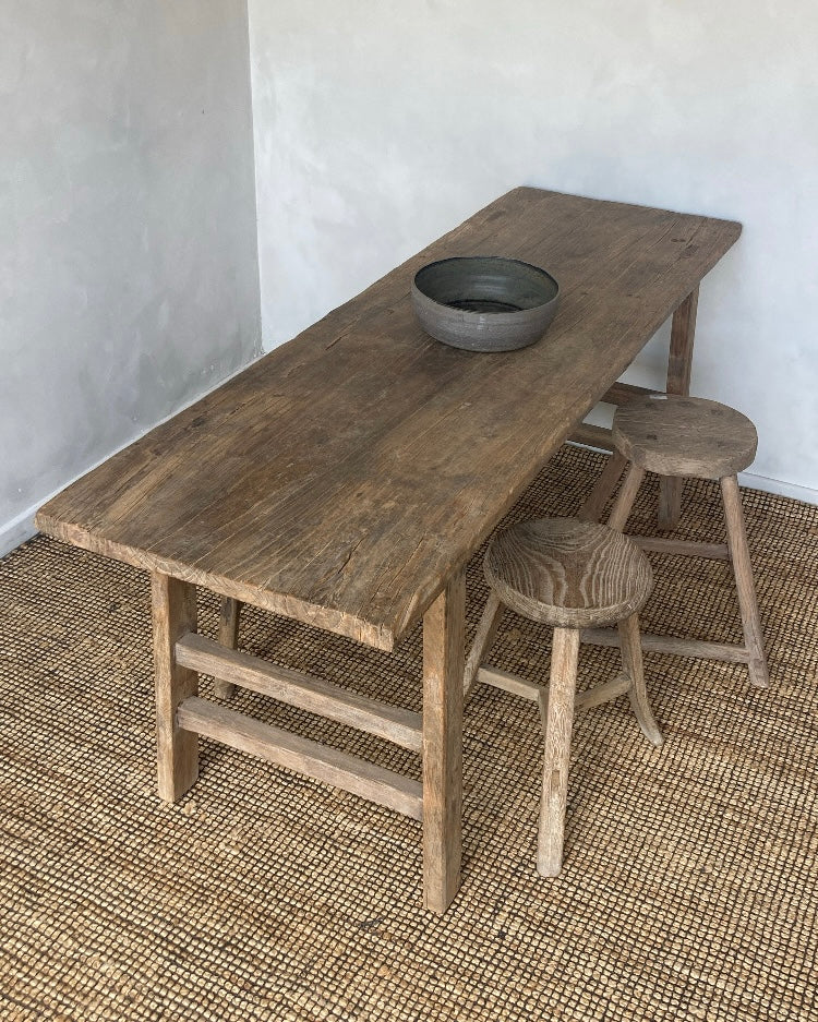 Oude olmen eettafel of bureau - IN OPTIE