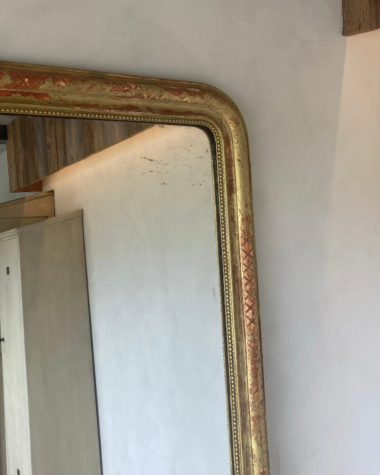 Grote authentieke oude spiegel goud