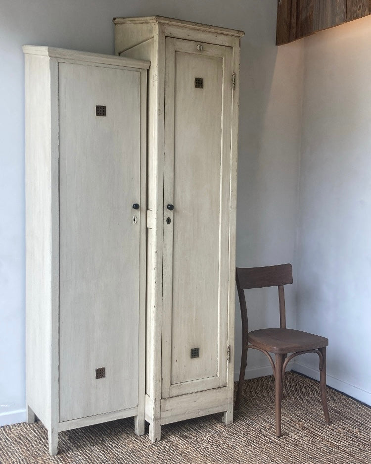 Authentieke oude houten locker