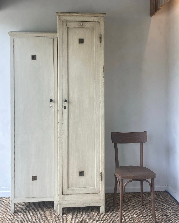 Authentieke oude houten locker