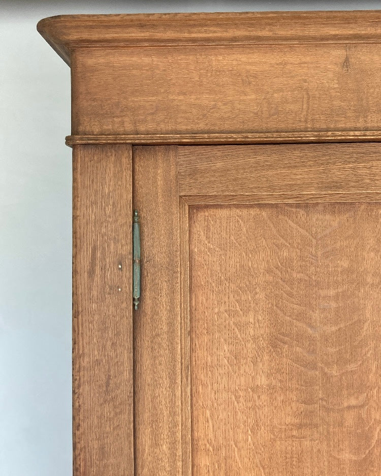 Grote eiken Louis Philippe kast 19e eeuw