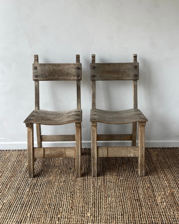 Authentieke houten stoel