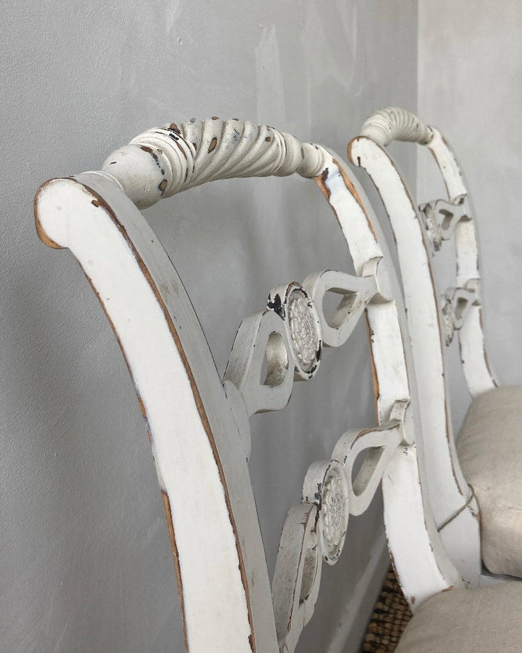 Set van 4 authentieke witte Victoriaanse stoelen