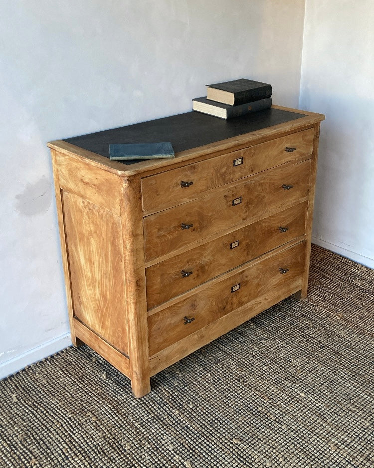 Authentieke houten commode met lades