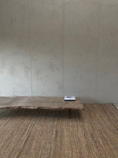 Salontafel blad met textuur op metalen poten (China)