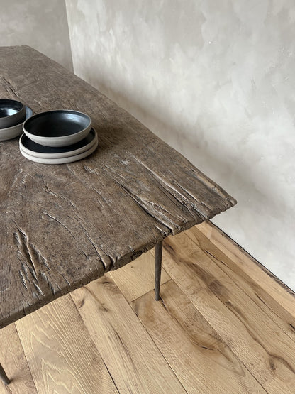 Tafel vervaardigd uit nanmu hout