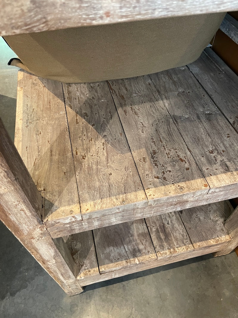 Etagère in teak