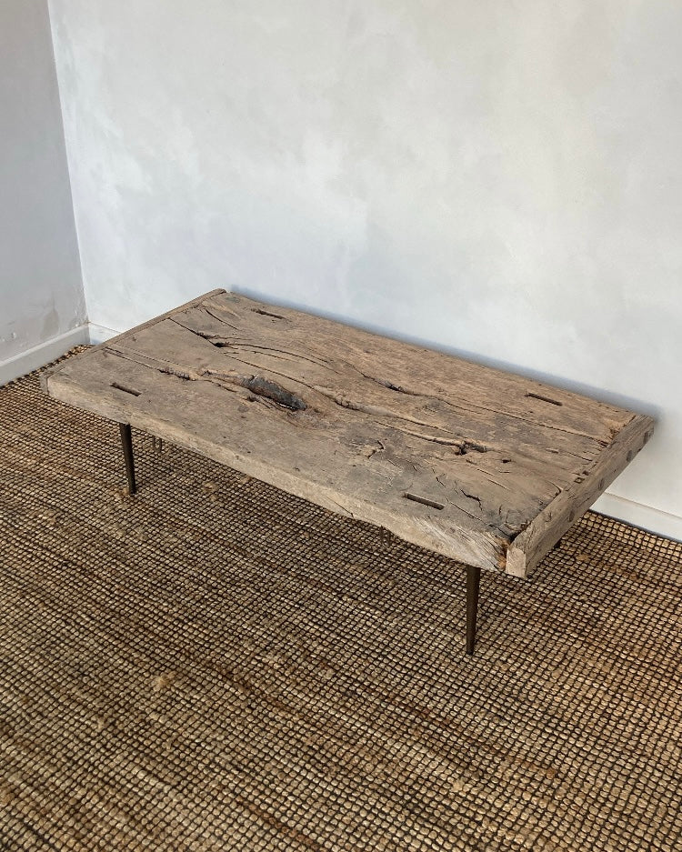 Salontafel blad oud luik metalen pootjes