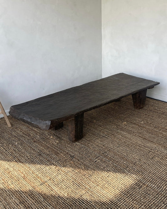 Originele salontafel Naga cultuur