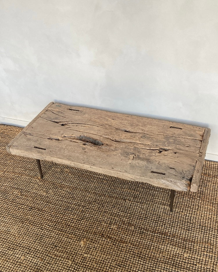 Salontafel blad oud luik metalen pootjes